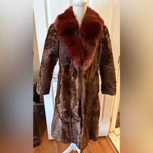 Luxurious Brown Fur Coat with Red Accents